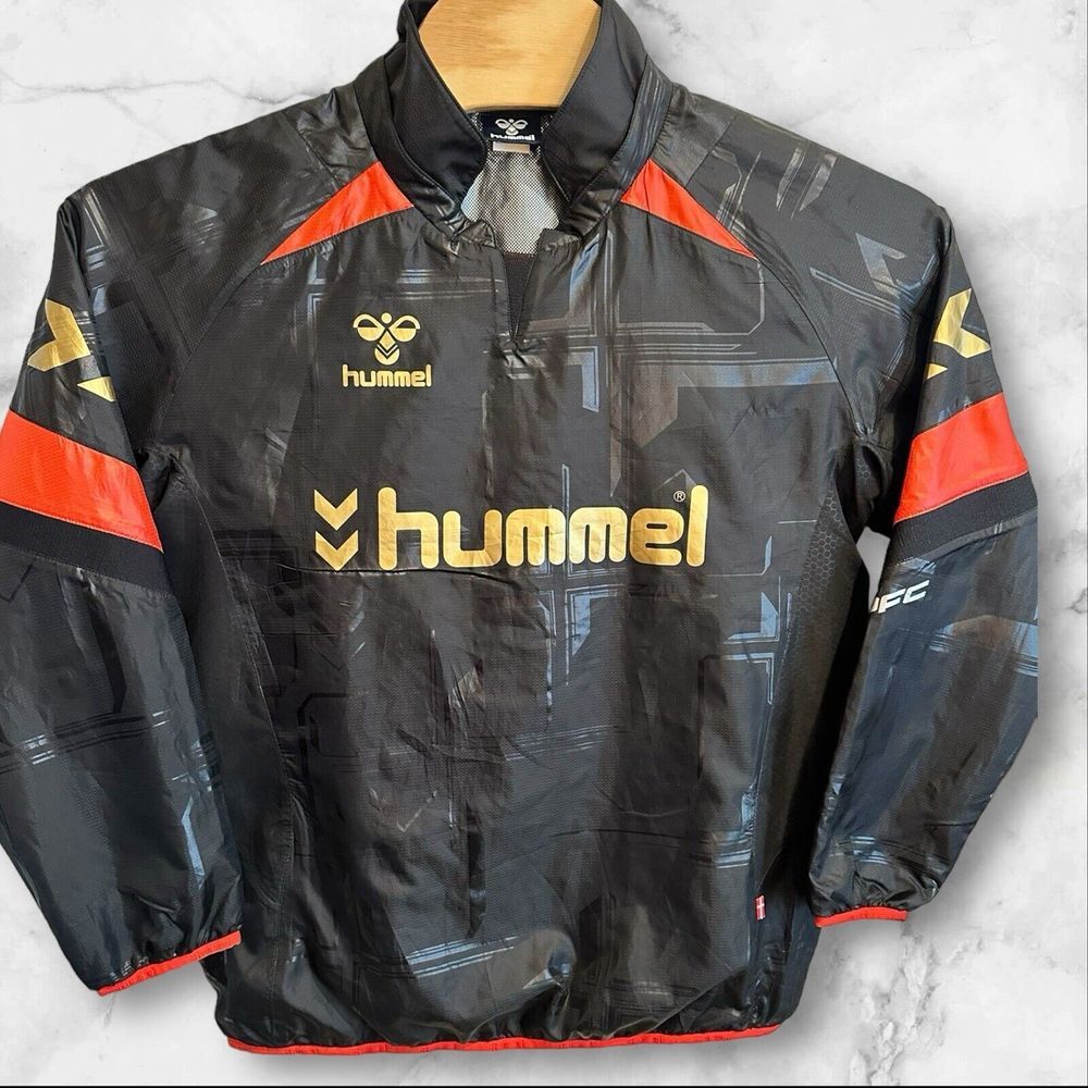 Men's Hummel HPFC Jacket Size Medium Black And Gold Fleece Lined‎